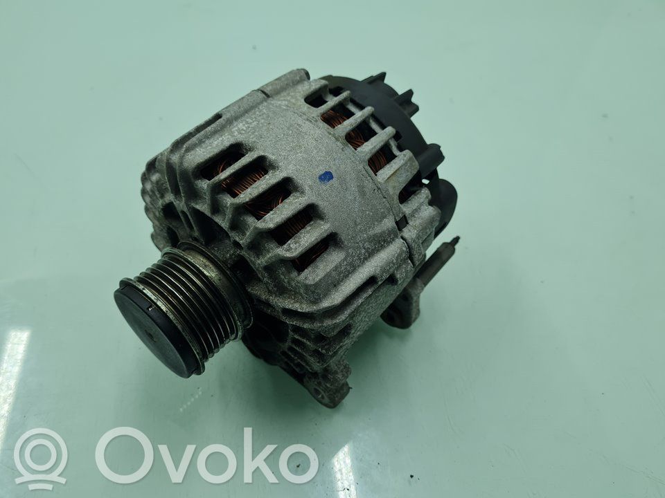 Alternador   03L903023F