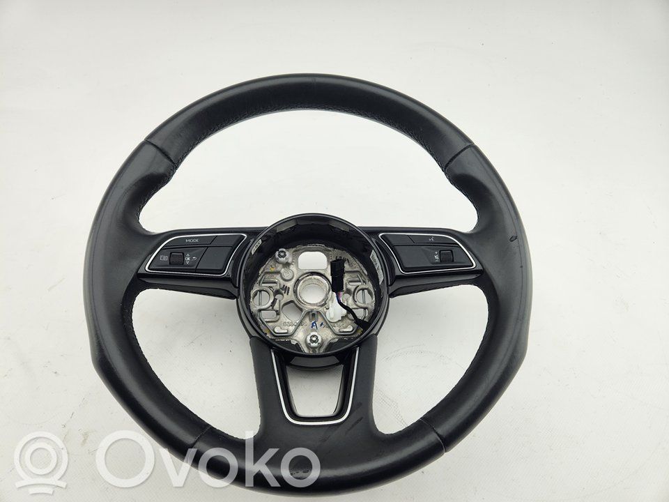 Audi A1 Steering wheel 