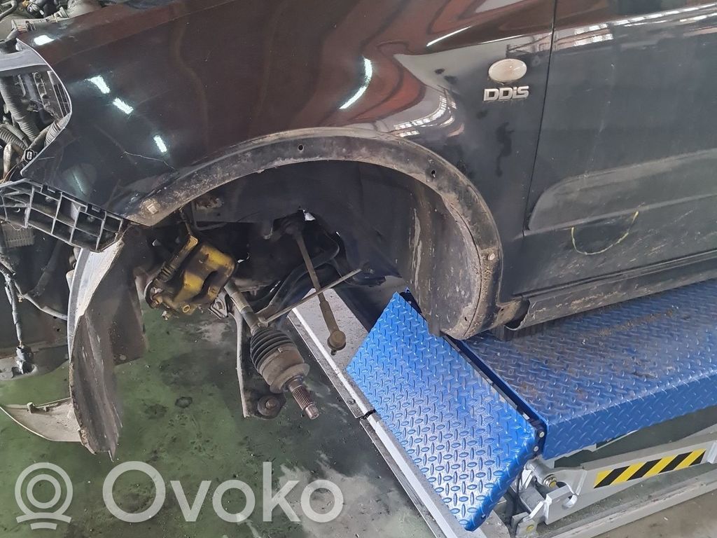 Suzuki SX4 Błotnik przedni 