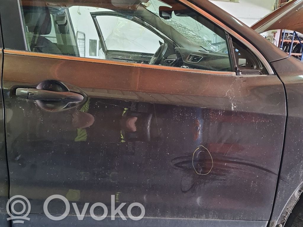 Nissan Qashqai Puerta delantera 