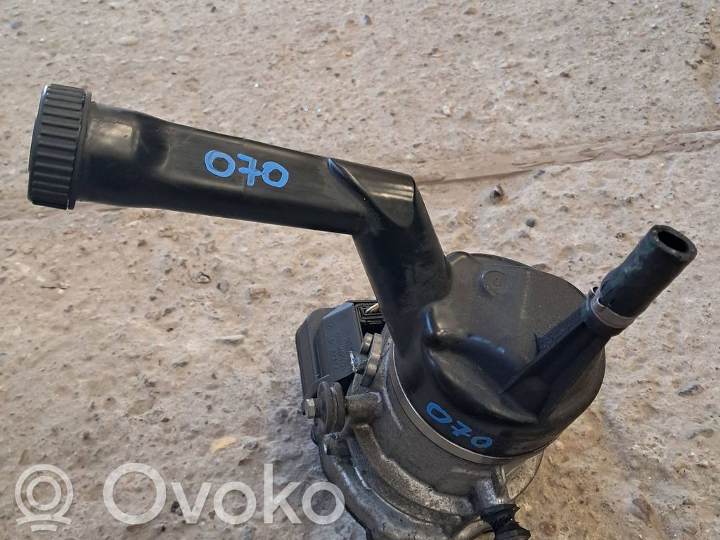 Peugeot 308 Ohjaustehostimen pumppu 