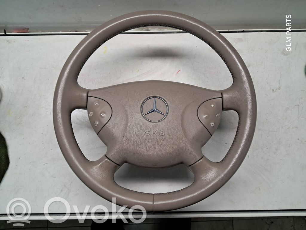 Mercedes-Benz E W211 Volante 