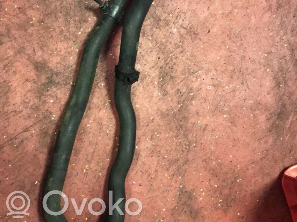 Engine coolant pipe/hose   9124076
