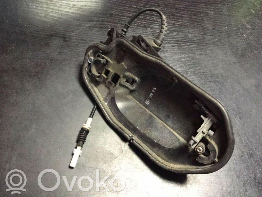 BMW 5 E60 E61 Rear door exterior handle/bracket 