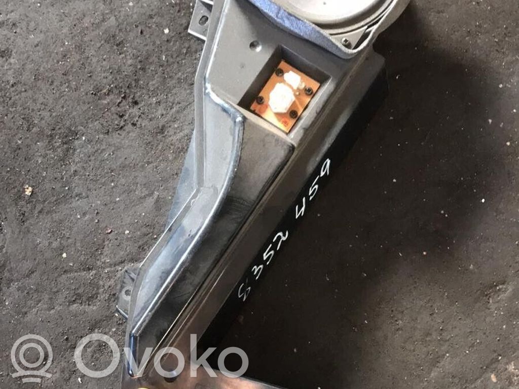 BMW 7 E38 Altavoz de la puerta trasera 