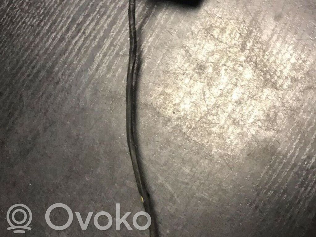 BMW 7 E38 GPS Antenne 