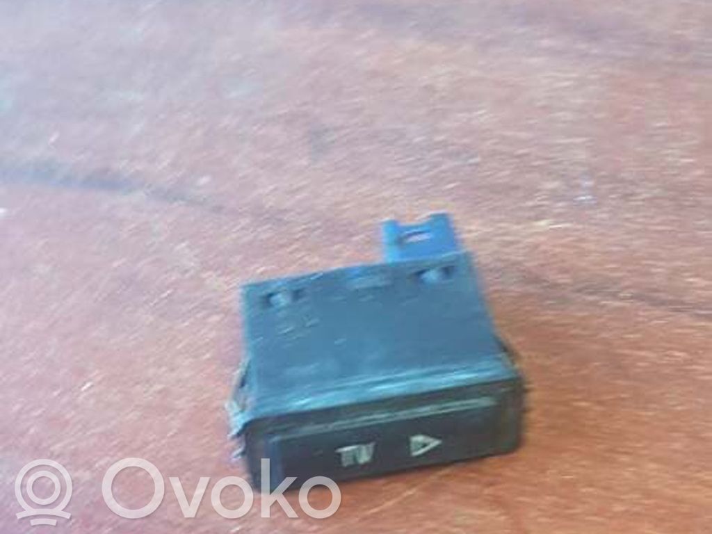 Other switches/knobs/shifts   8368345