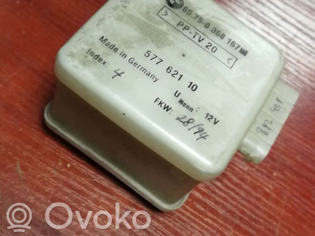 BMW 7 E38 Boîtier module alarme 