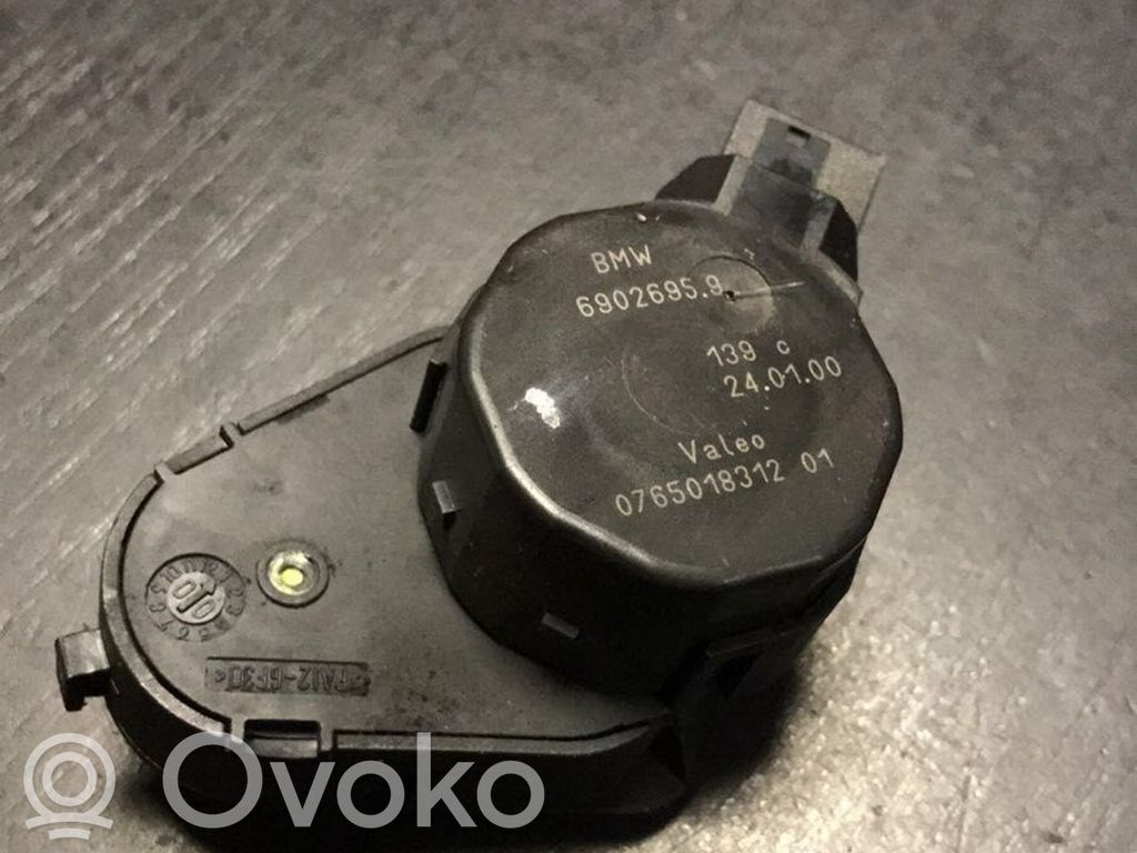 BMW X5 E53 Oro sklendės varikliukas 