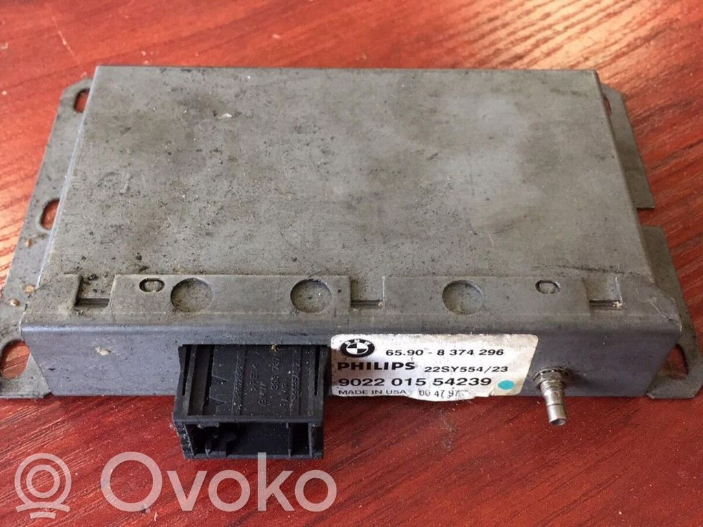 Unité / module navigation GPS   8374296