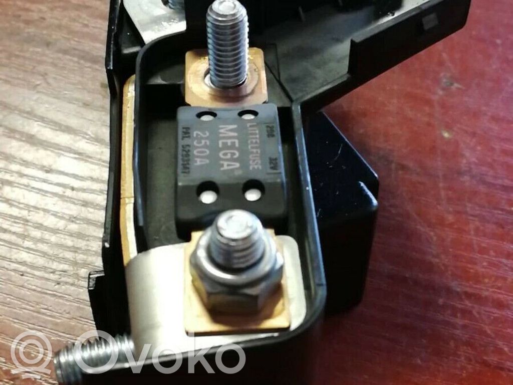 Pluskaapeli (akku)   6861485