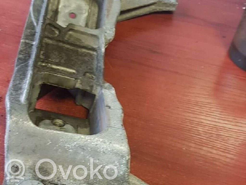 BMW 5 E60 E61 EGR valve cooler bracket 