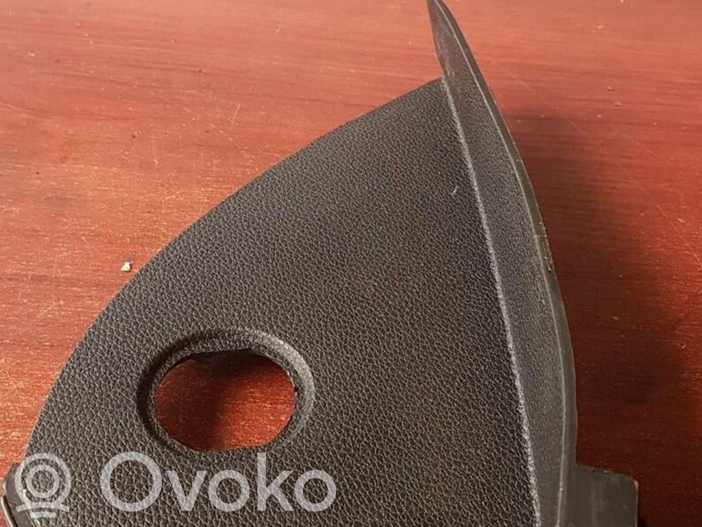 BMW 1 E81 E87 Panelės apdailos skydas (šoninis) 