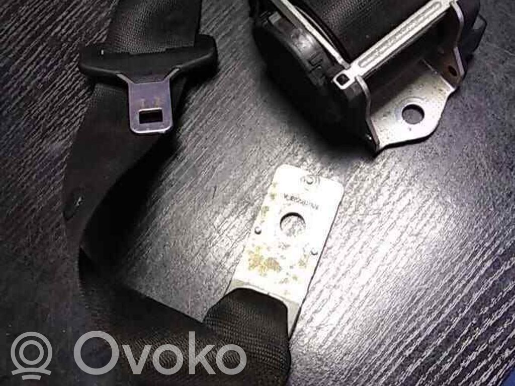 BMW 7 E65 E66 Sicherheitsgurt hinten Mitte 