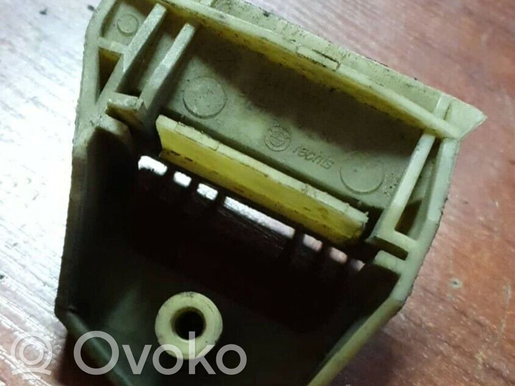 BMW 5 E39 Radiator mount bracket 