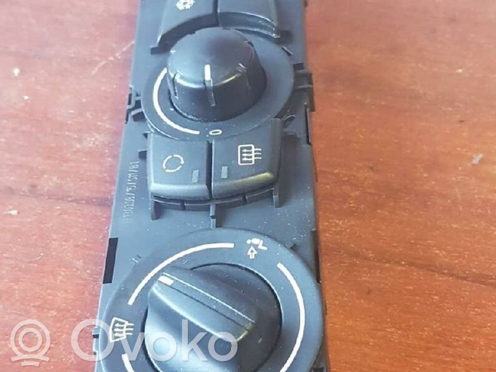 BMW 1 E81 E87 Climate control unit 