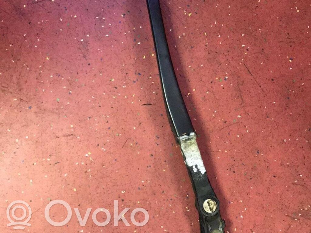BMW 5 E39 Front wiper blade arm 