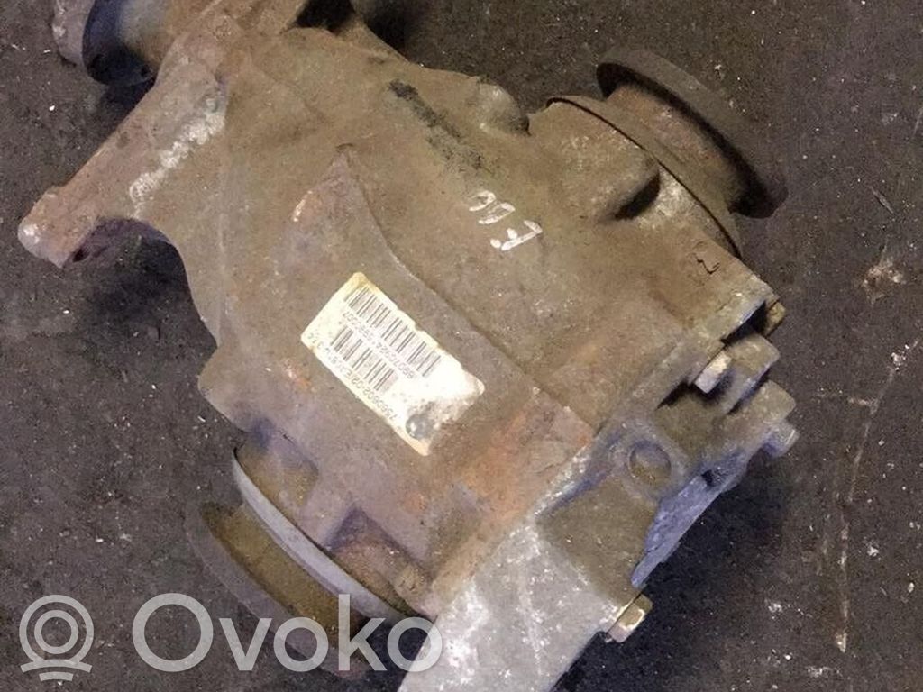 Задний редуктор   7560602