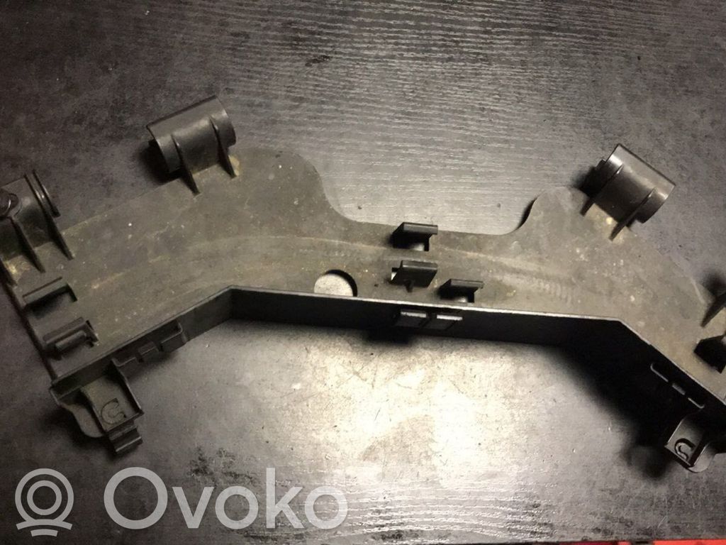 BMW 5 E60 E61 Other engine bay part 