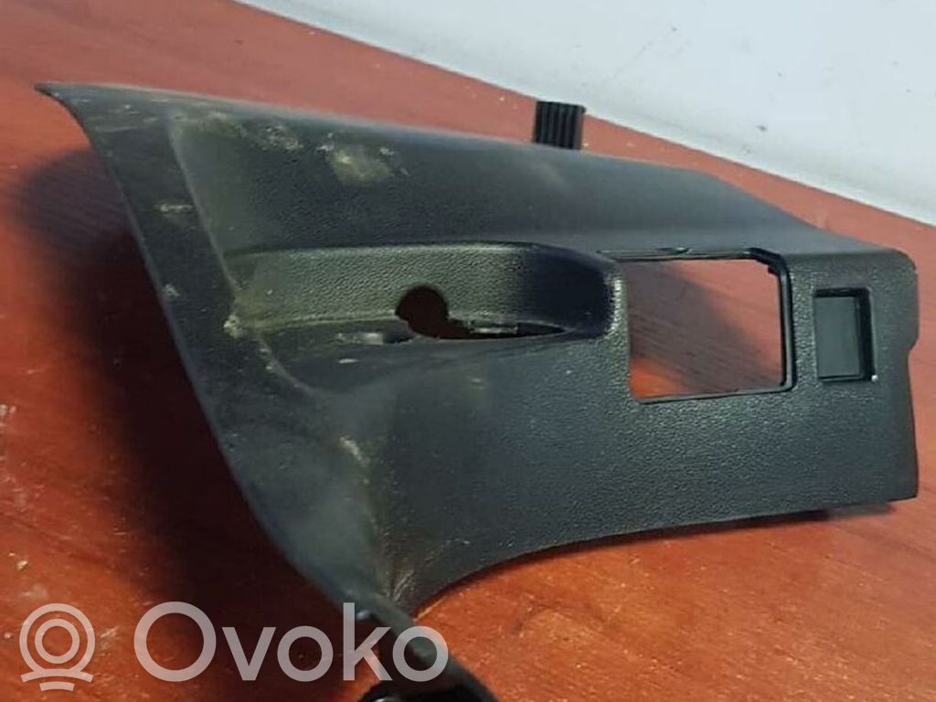BMW 3 E90 E91 Foot area side trim 
