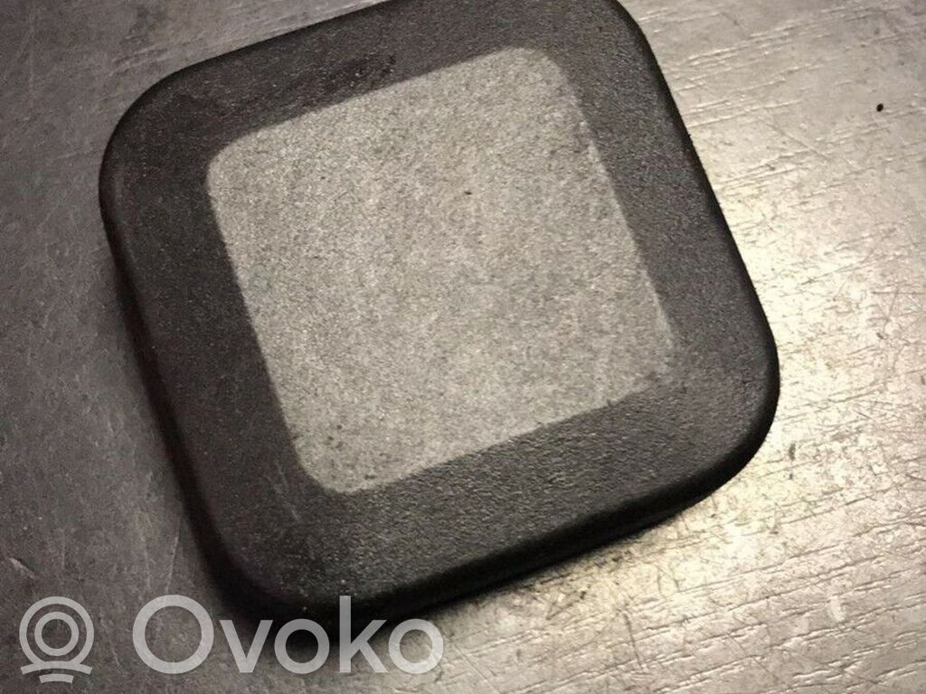 BMW 5 E34 Oil filler cap 