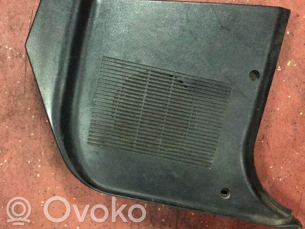 BMW 5 E34 Moldura protectora del altavoz lateral 
