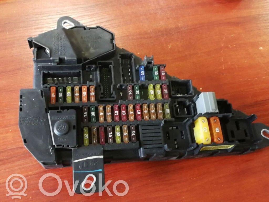 BMW 6 E63 E64 Fuse module 