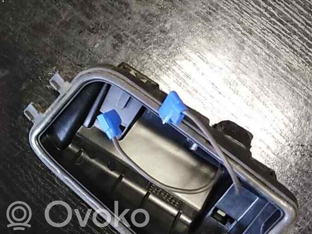 BMW 5 E39 miglas luktura daļa 