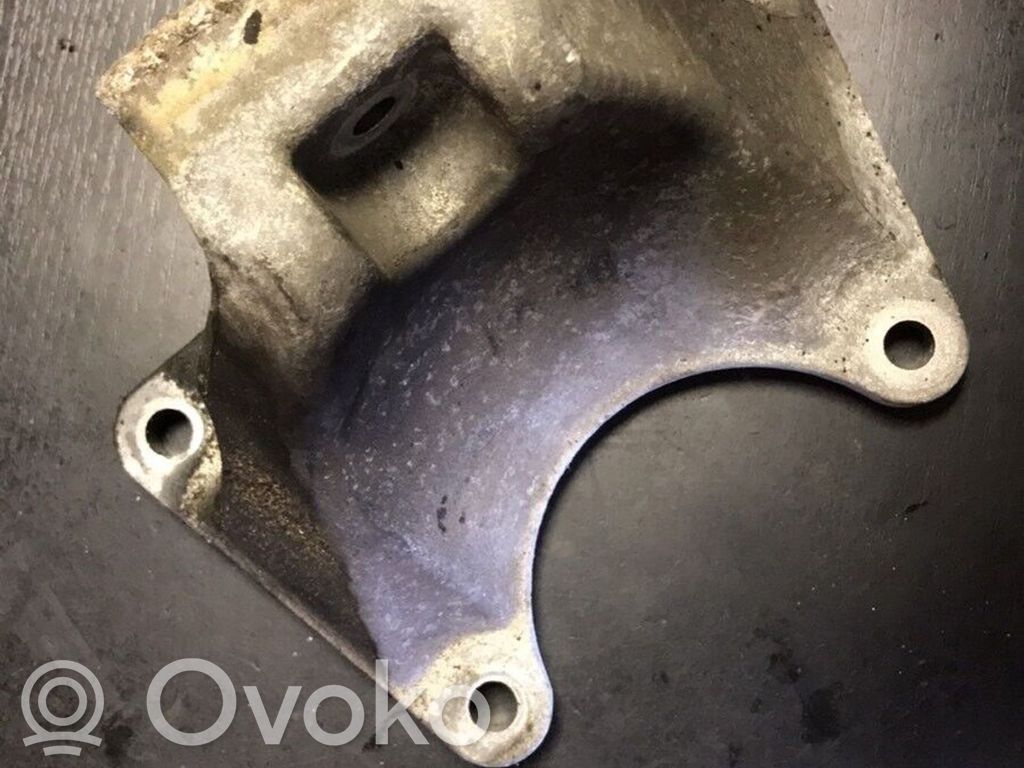 BMW 5 E60 E61 Gearbox mounting bracket 