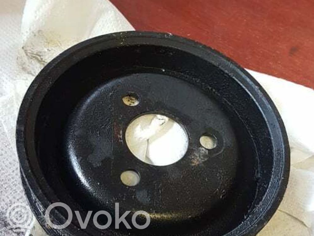 BMW 5 E39 Power steering pump pulley 