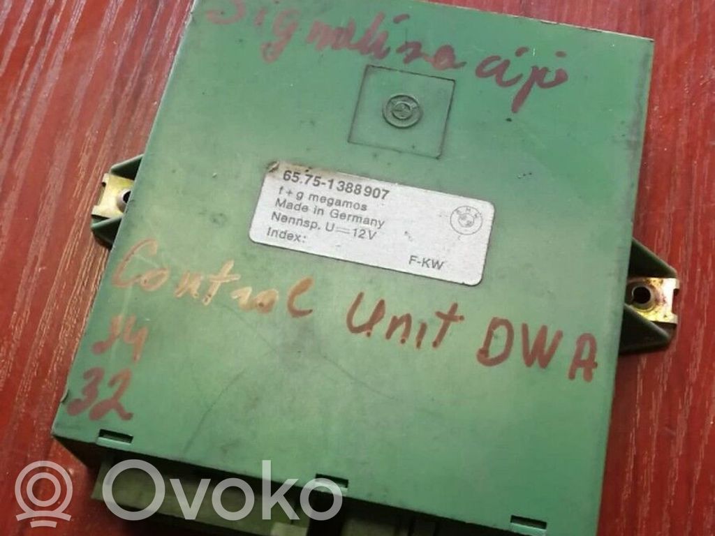 BMW 5 E34 Unidad de control/módulo de alarma 