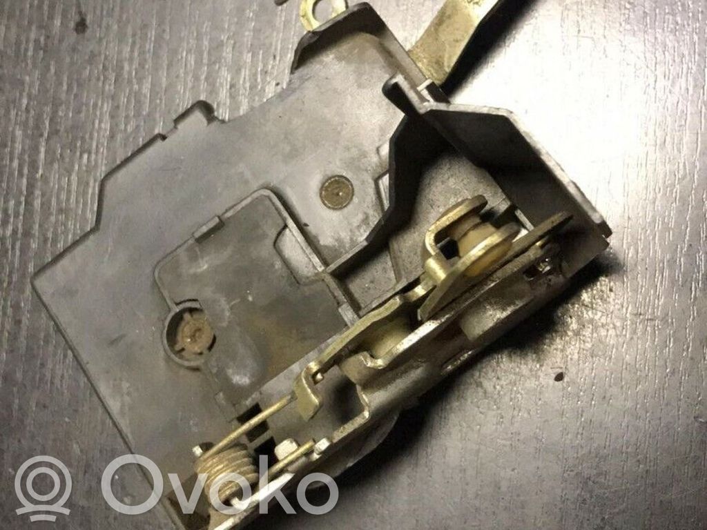 BMW 5 E34 Front door lock 