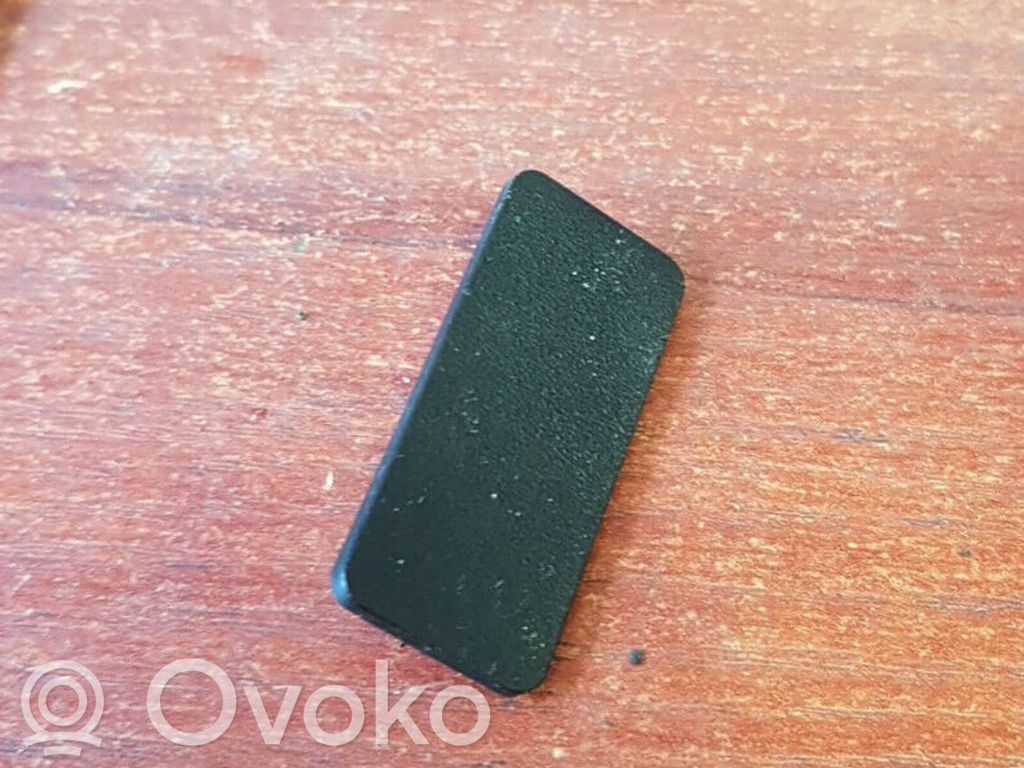 BMW 5 E34 Kita salono detalė 