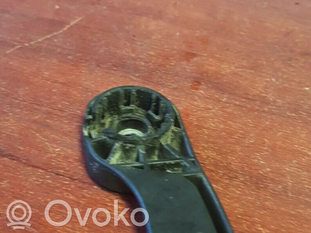 BMW 5 E34 Engine bonnet (hood) release handle 