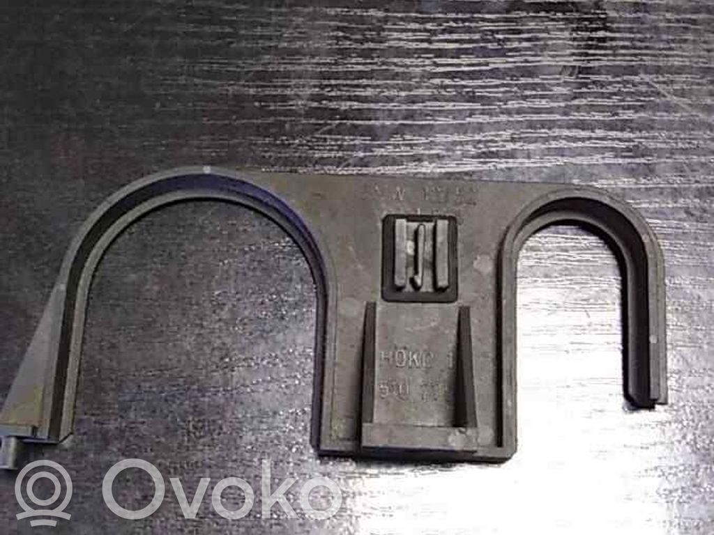 BMW 5 E34 Altra parte del vano motore 