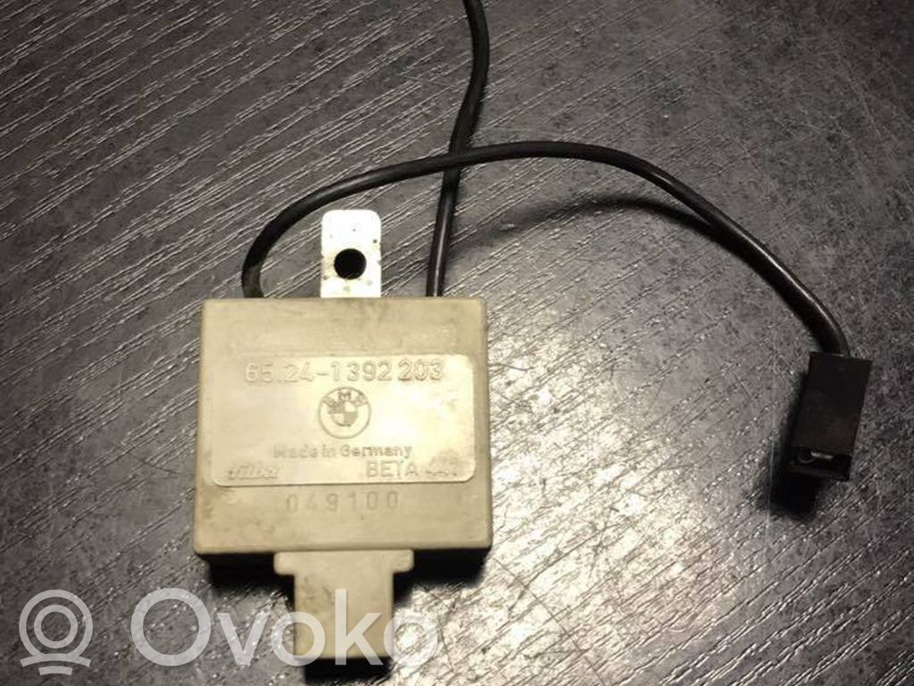 BMW 5 E34 Kiti valdymo blokai/ moduliai 