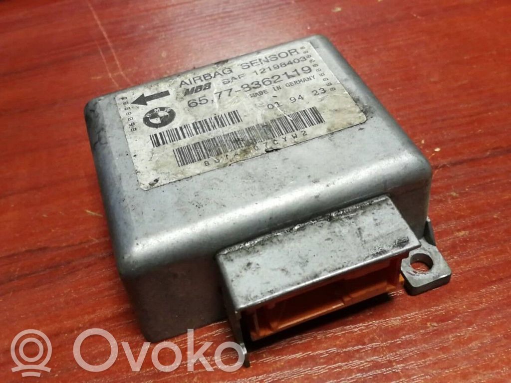 BMW 5 E39 Airbag control unit/module 