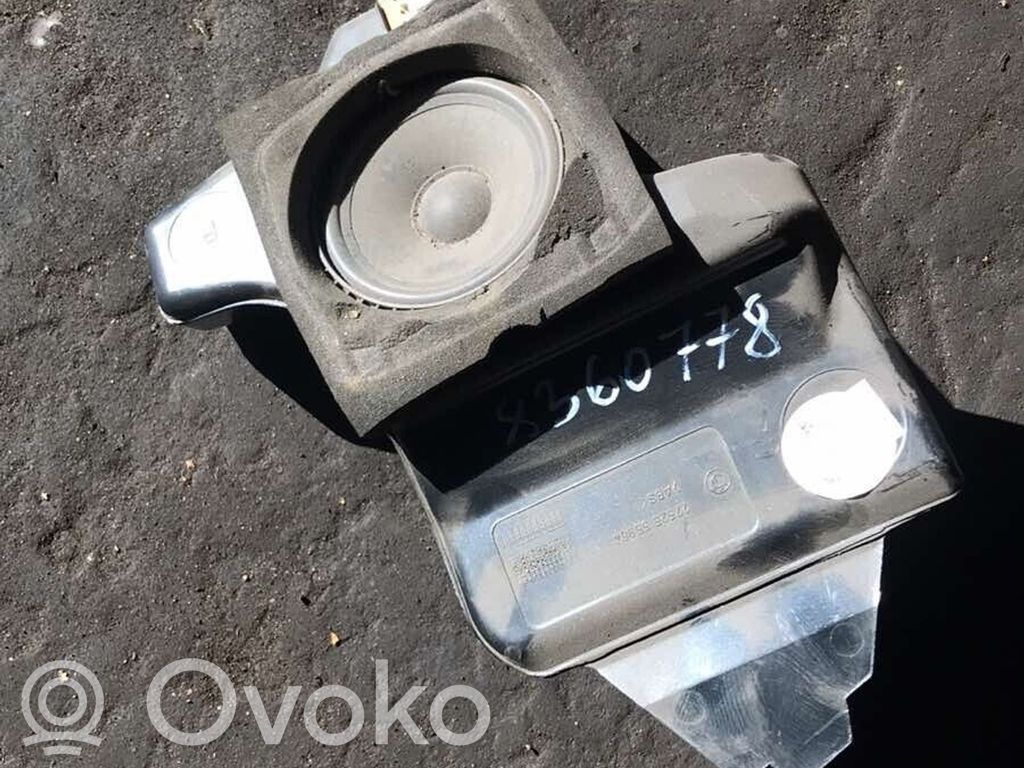 BMW 5 E39 Rear door speaker 