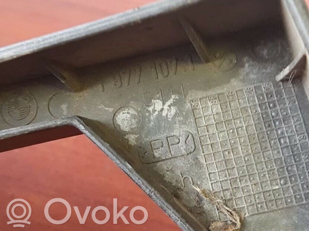 BMW 3 E36 Fog light bracket 