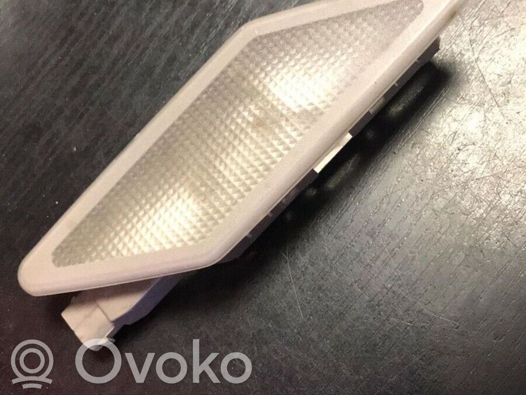 BMW 3 E36 Luz del asiento trasero 