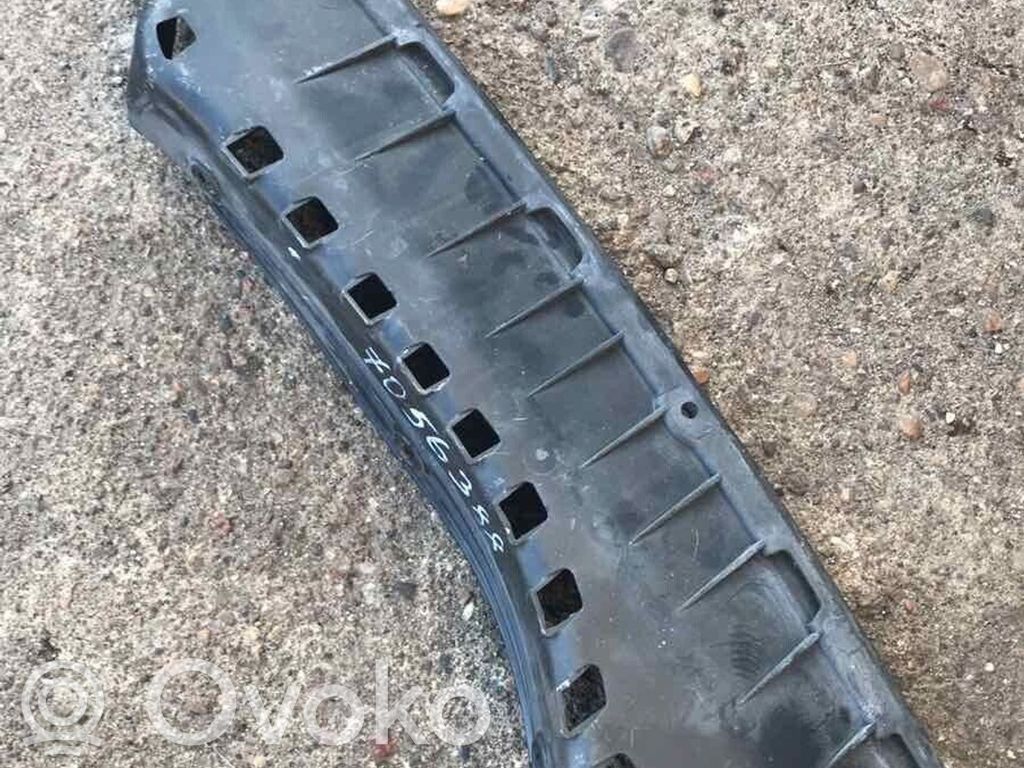 BMW 5 E60 E61 Takapuskurin kannake 
