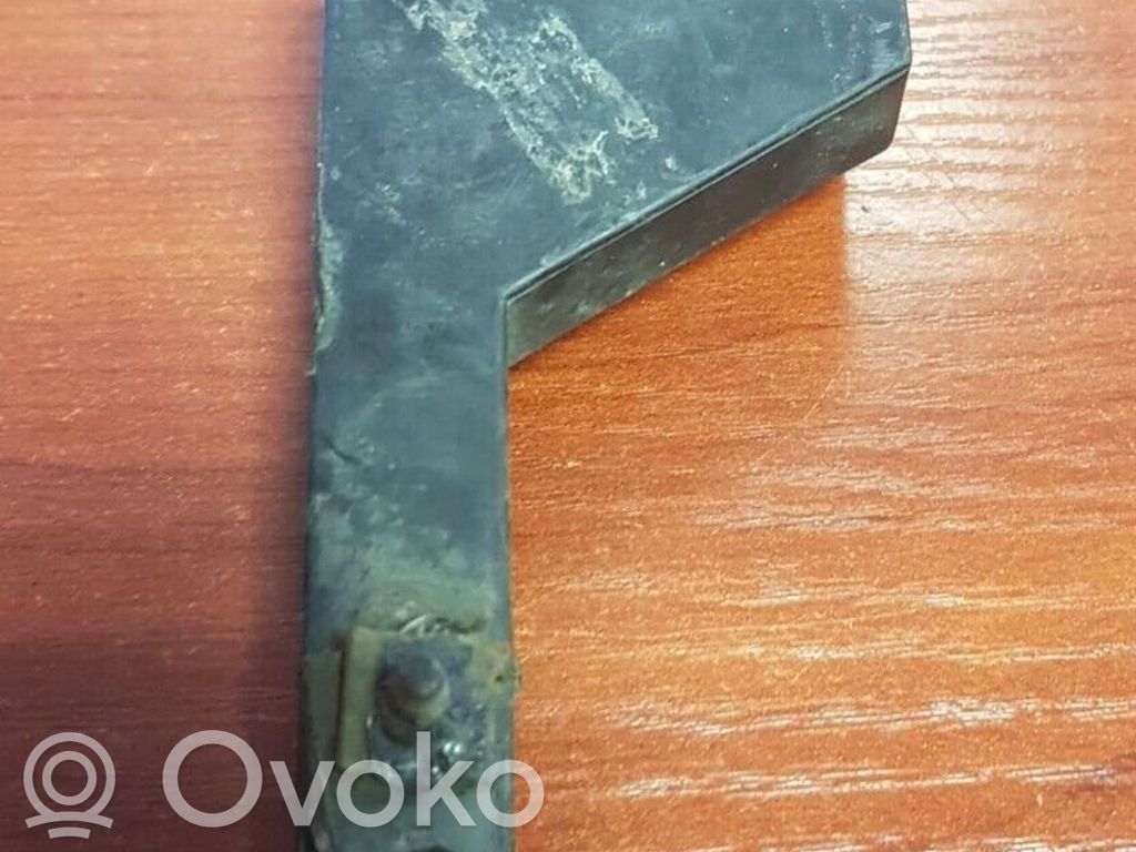 Fog light bracket   1977108