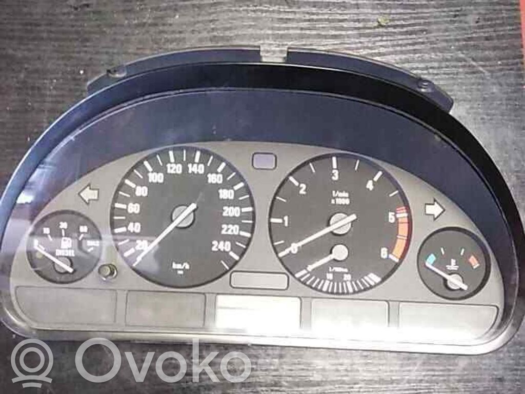 BMW 5 E39 Speedometer (instrument cluster) 