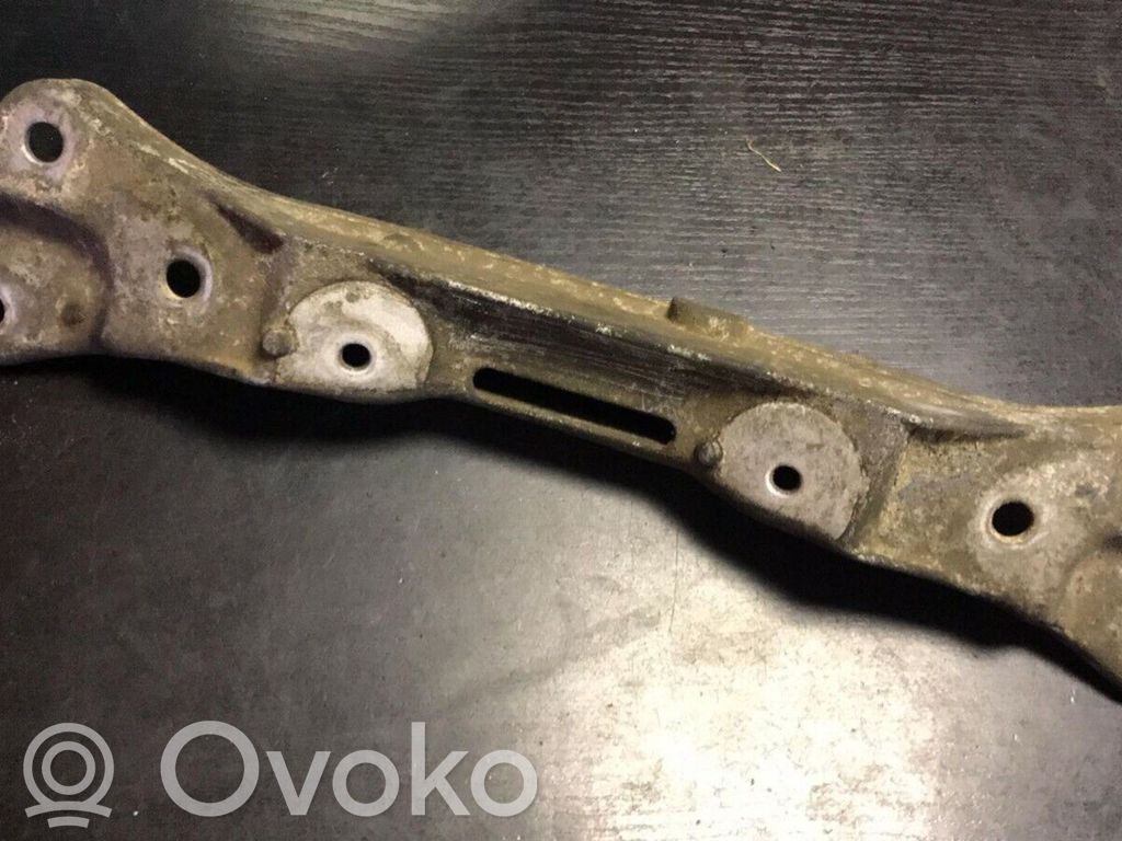 BMW 5 E39 Gearbox mounting bracket 