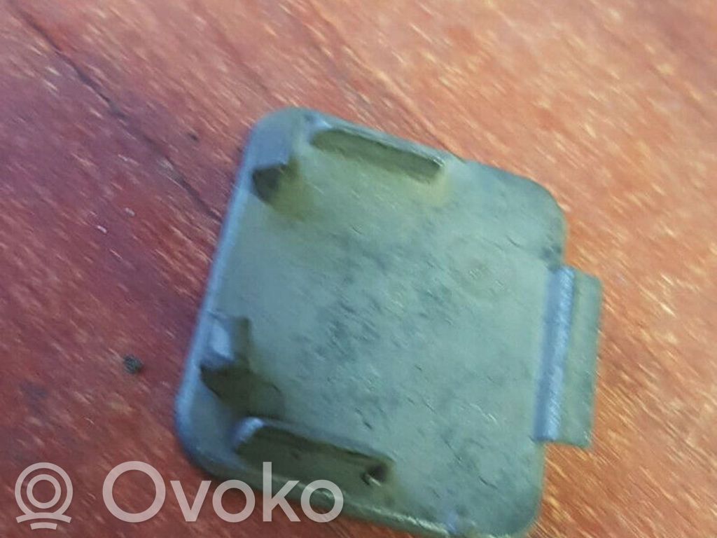 BMW 5 E39 Abdeckung Deckel Abschleppöse hinten 