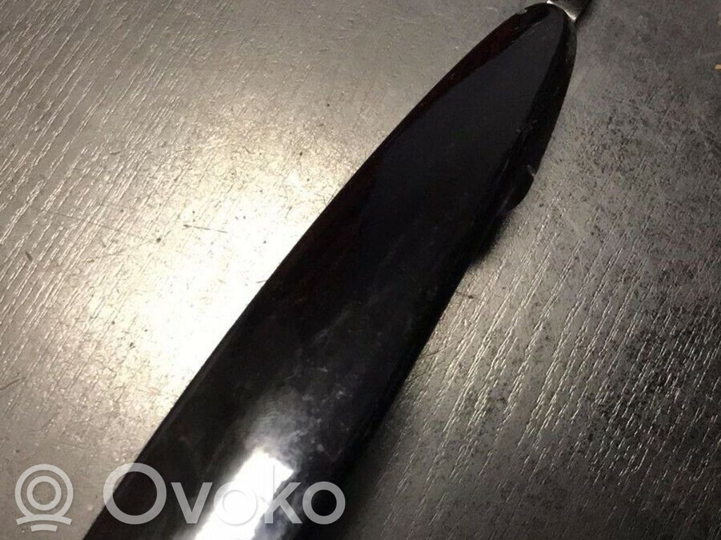 Manecilla externa puerta trasera   E9XL13