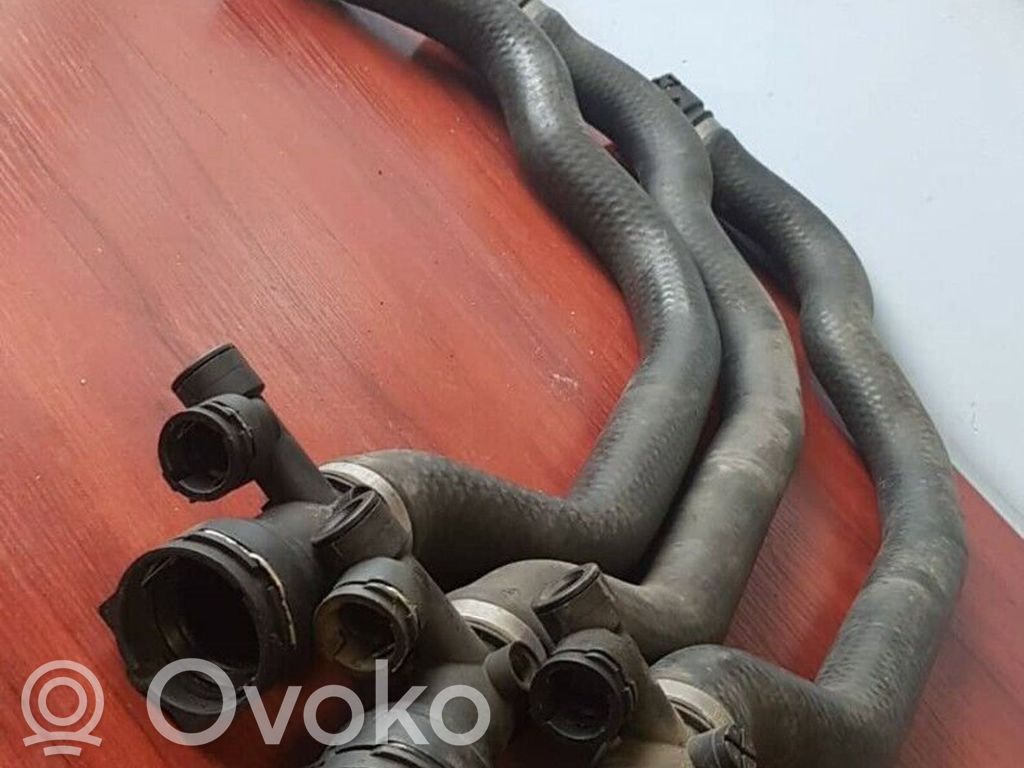 BMW 3 E46 Engine coolant pipe/hose 