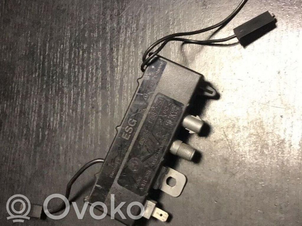 BMW 3 E36 Antenna control unit 