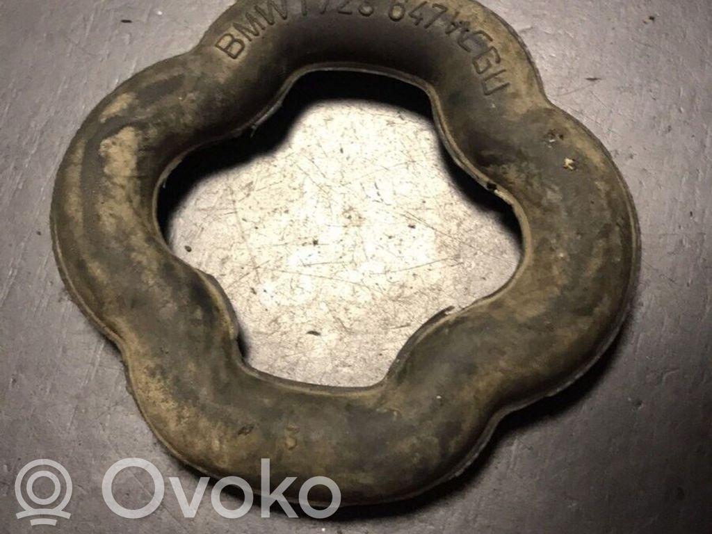 Muffler mount bracket/holder   1723647