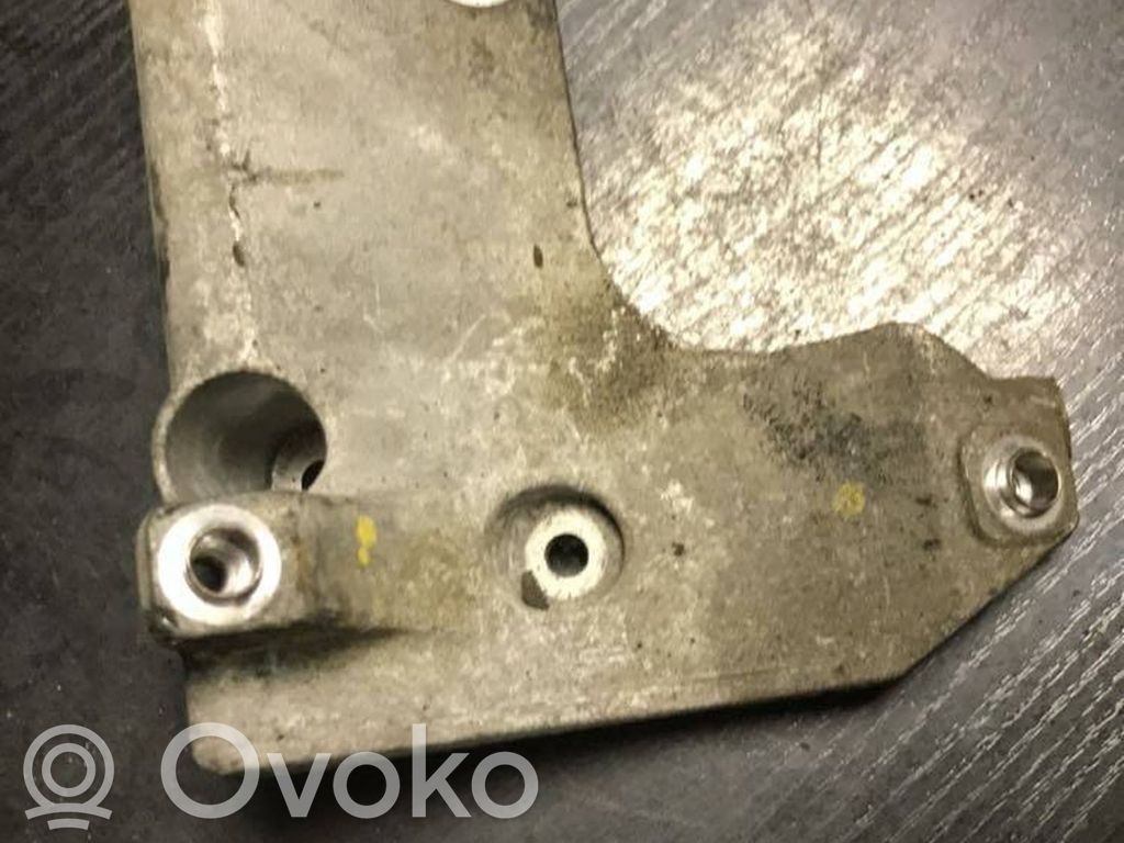 A/C compressor mount bracket   7505980